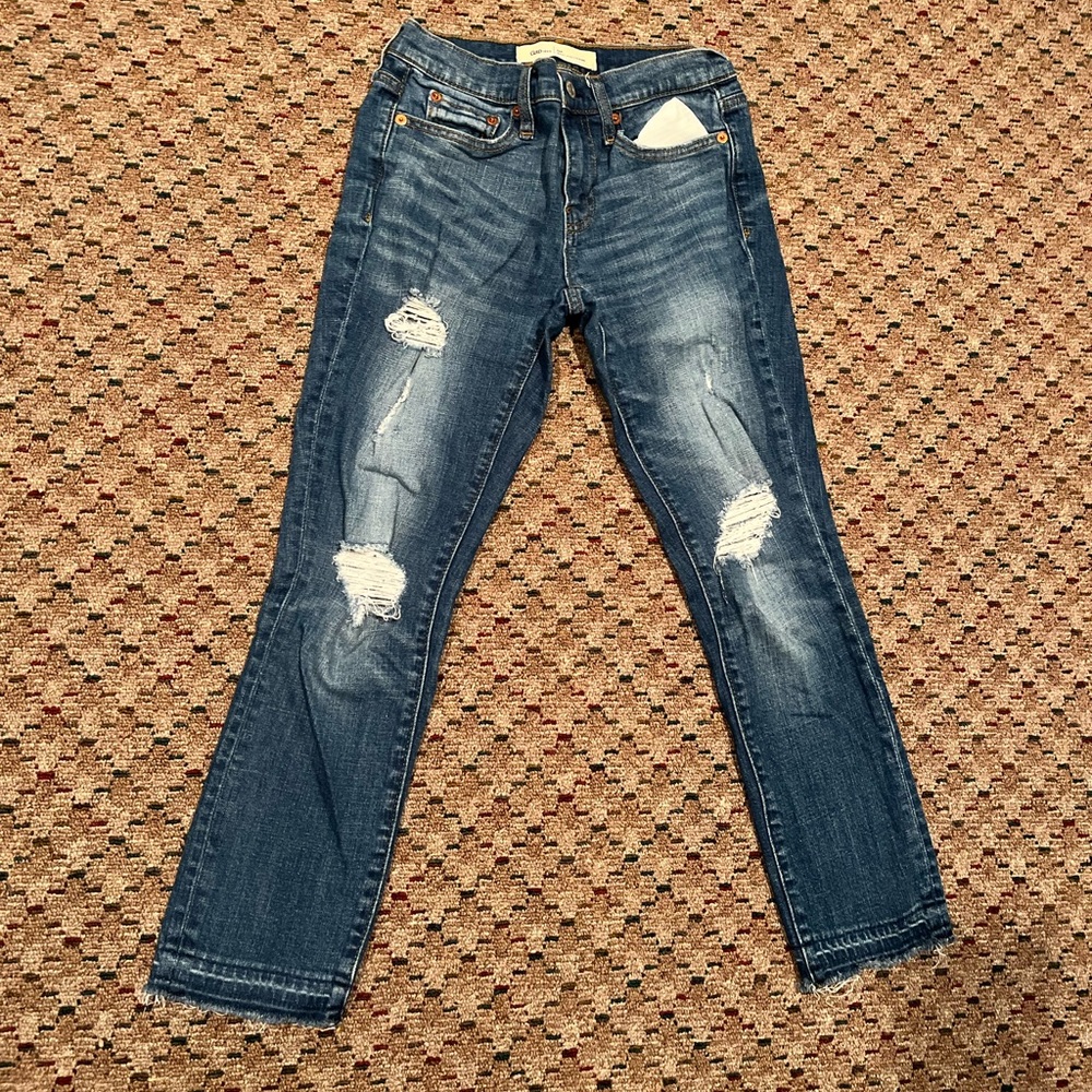 Gap girlfriend capri